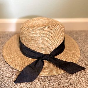 Women’s straw summer sun hat